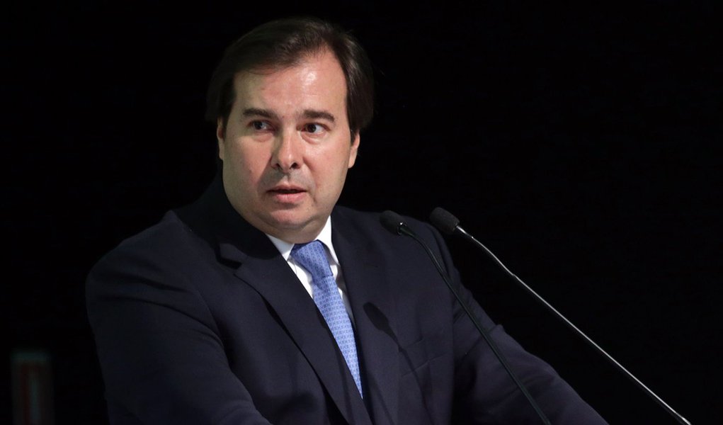 Brasília - Rodrigo Maia durante lançamento da Agenda Legislativa da Indústria, que lista as propostas de interesse de setor industrial em tramitação no Congresso Nacional (Antonio Cruz/Agência Brasil) (Foto: Gustavo Conde) Brasília - Rodrigo Maia durante lançamento da Agenda Legislativa da Indústria, que lista as propostas de interesse de setor industrial em tramitação no Congresso Nacional (Antonio Cruz/Agência Brasil)