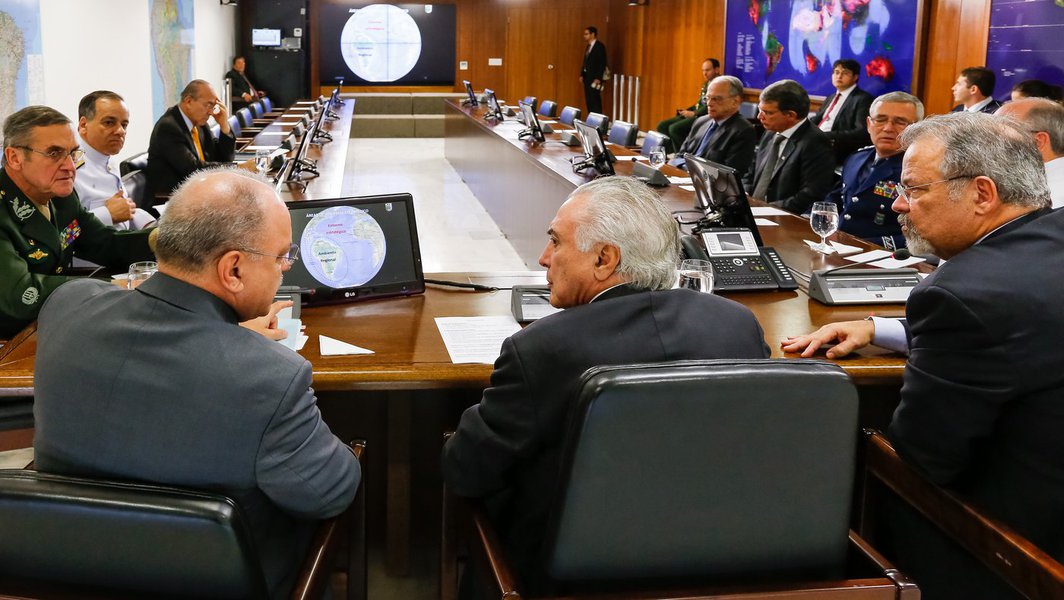 Brasília - DF, 29/09/2016. Presidente Michel Temer recebe Raul Jungmann, Ministro da Defesa. Foto: Marcos Corrêa/P (Foto: Aquiles Lins) Brasília - DF, 29/09/2016. Presidente Michel Temer recebe Raul Jungmann, Ministro da Defesa. Foto: Marcos Corrêa/P