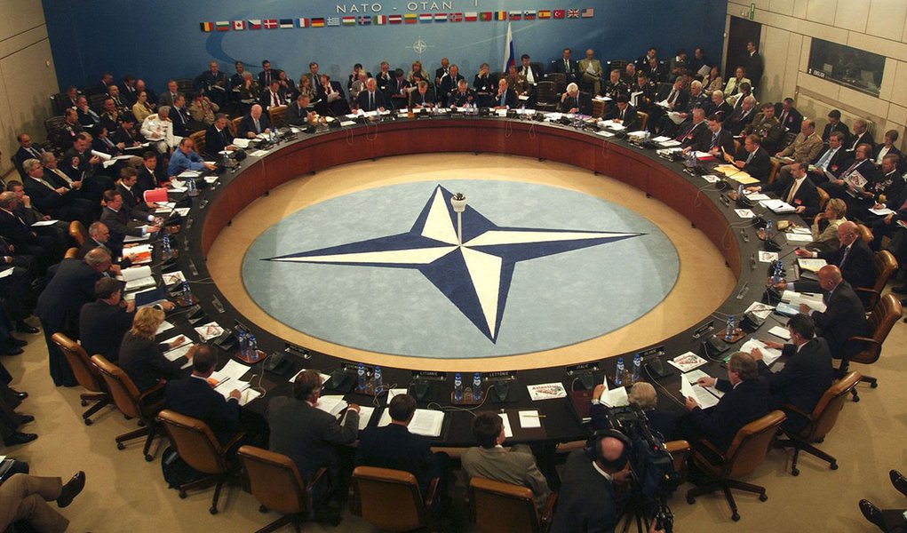 b050609bf 9th June 2005 Meetings of the Defence Ministers North Atlantic Council Meeting NATO Russia Council (NRC) Meeting (Foto: Leonardo Lucena) b050609bf 9th June 2005 Meetings of the Defence Ministers North Atlantic Council Meeting NATO Russia Council (NRC) Meeting