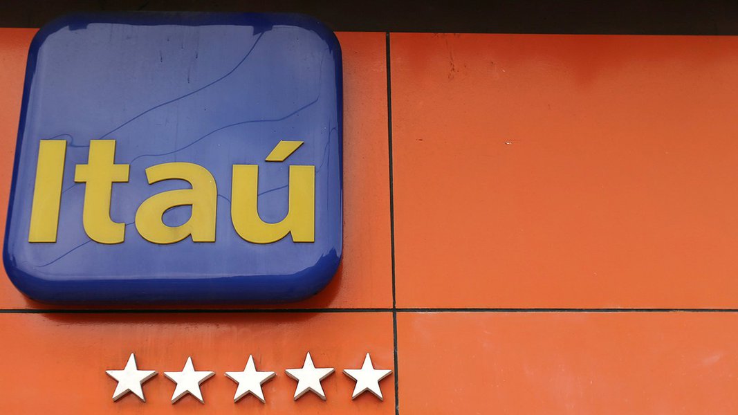 Logo do Itaú no Rio de Janeiro 5/2/2018 REUTERS/Sergio Moraes (Foto: Leonardo Attuch) Logo do Itaú no Rio de Janeiro 5/2/2018 REUTERS/Sergio Moraes