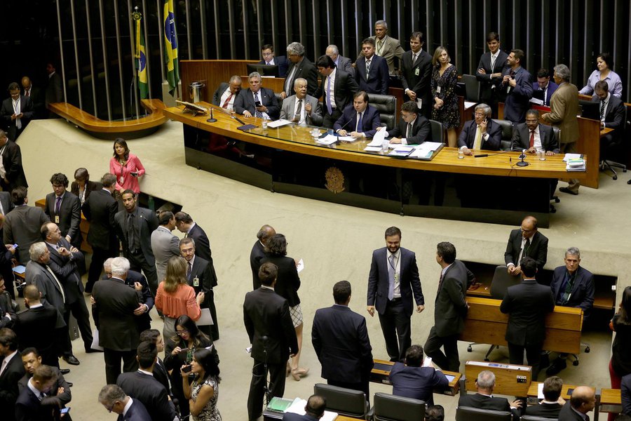 Plenário da Câmara dos Deputados durante sessão para votação da intervenção federal na segurança pública do Rio de Janeiro (Wilson Dias/Agência Brasil) (Foto: Gustavo Conde) Plenário da Câmara dos Deputados durante sessão para votação da intervenção federal na segurança pública do Rio de Janeiro (Wilson Dias/Agência Brasil)
