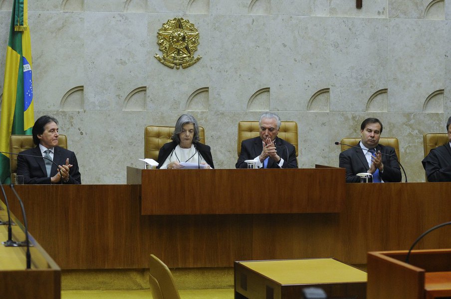 abertura do Ano Judiciário de 2018. presidente do Supremo Tribunal Federal (STF) Cármen Lúcia. Participam: presidente do Senado, senador Eunício Oliveira (PMDB-CE); Michel Temer (Foto: Roberto Amaral) abertura do Ano Judiciário de 2018. presidente do Supremo Tribunal Federal (STF) Cármen Lúcia. Participam: presidente do Senado, senador Eunício Oliveira (PMDB-CE); Michel Temer