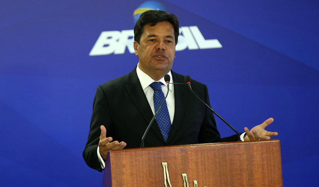 Brasília - O ministro da Educação, Mendonça Filho, anuncia a liberação de recursos para o Programa de Fomento às Escolas de Ensino Médio em Tempo Integral (Antonio Cruz/Agência Brasil)) (Foto: Leonardo Lucena) Brasília - O ministro da Educação, Mendonça Filho, anuncia a liberação de recursos para o Programa de Fomento às Escolas de Ensino Médio em Tempo Integral (Antonio Cruz/Agência Brasil))
