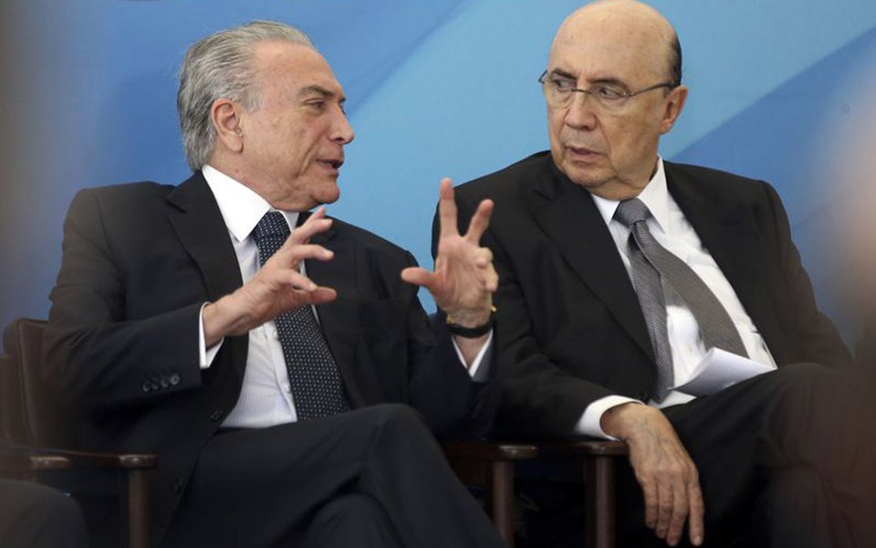 Bras�lia - O presidente Temer e o ministro da Fazenda, Henrique Meirelles participam do lan�amento do Programa BNDES Giro, que visa simplificar pela internet, a concess�o de cr�dito (Antonio Cruz/Ag�ncia Brasil) (Foto: Leonardo Attuch) Bras�lia - O presidente Temer e o ministro da Fazenda, Henrique Meirelles participam do lan�amento do Programa BNDES Giro, que visa simplificar pela internet, a concess�o de cr�dito (Antonio Cruz/Ag�ncia Brasil)