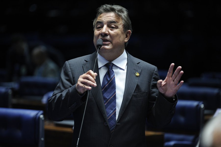 Plenário do Senado durante sessão deliberativa ordinária. Em pronunciamento, senador Zeze Perrella (PDT-MG). Foto: Moreira Mariz/Agência Senado (Foto: Romulo Faro) Plenário do Senado durante sessão deliberativa ordinária. Em pronunciamento, senador Zeze Perrella (PDT-MG). Foto: Moreira Mariz/Agência Senado