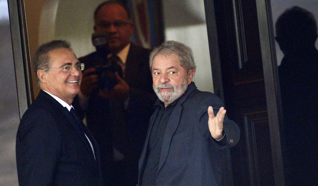 Renan Calheiros se reúne com o ex-presidente Lula (Foto: Gisele Federicce) Renan Calheiros se reúne com o ex-presidente Lula