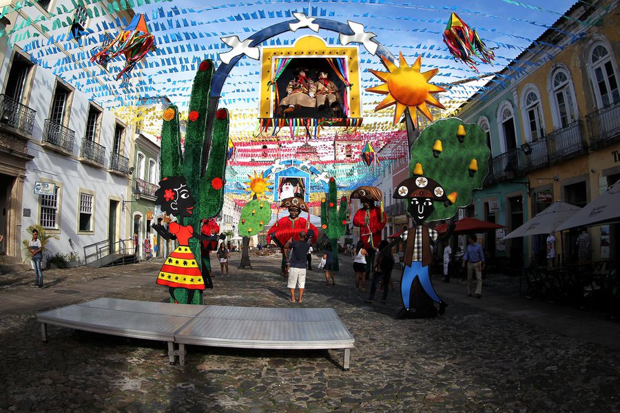 Decoração de São João no Pelourinho (Foto: Romulo Faro) Decoração de São João no Pelourinho