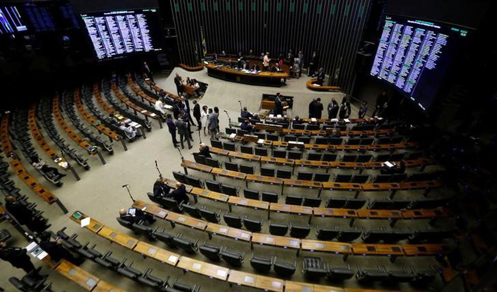 Visão geral da Câmara dos Deputados em Brasília, no Brasil 25/10/2017 REUTERS/Adriano Machado (Foto: Charles Nisz) Visão geral da Câmara dos Deputados em Brasília, no Brasil 25/10/2017 REUTERS/Adriano Machado