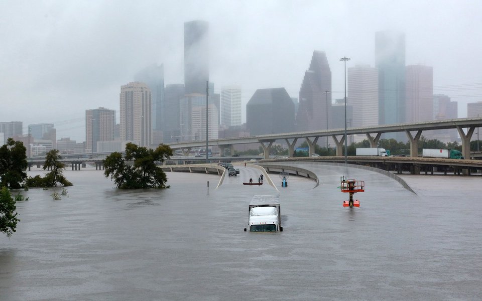 Vias expressas de Houston submersas devido à tempestade Harvey 27/08/2017 REUTERS/Richard Carson (Foto: Romulo Faro) Vias expressas de Houston submersas devido à tempestade Harvey 27/08/2017 REUTERS/Richard Carson