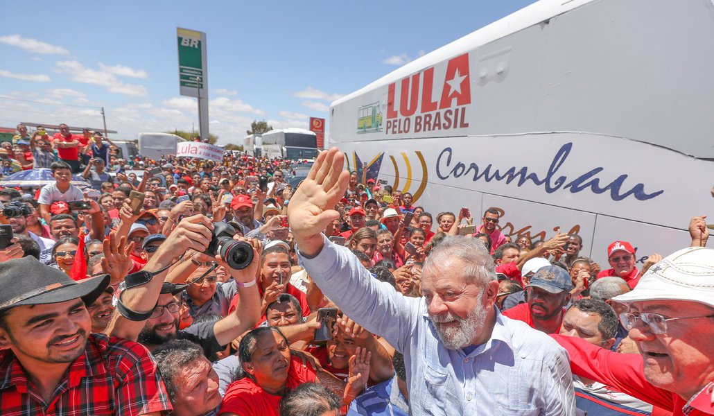 01/09/2017- Lula visita o Parque de geração de energia eólica de Marcolândia, no Piauí. Foto: Ricardo Stuckert (Foto: Miguel do Rosário) 01/09/2017- Lula visita o Parque de geração de energia eólica de Marcolândia, no Piauí. Foto: Ricardo Stuckert