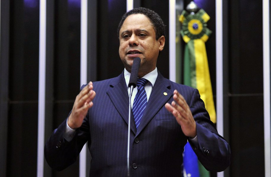 Sessão extraordinária para eleição do novo presidente da Câmara dos Deputados. Candidato a presidência, dep. Orlando Silva (PCdoB - SP) Data: 13/07/2016 Luis Macedo / Câmara dos Deputados (Foto: Lais Gouveia) Sessão extraordinária para eleição do novo presidente da Câmara dos Deputados. Candidato a presidência, dep. Orlando Silva (PCdoB - SP) Data: 13/07/2016 Luis Macedo / Câmara dos Deputados