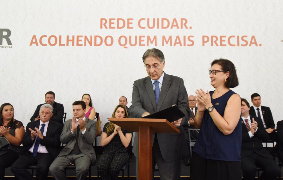 Governador Fernando Pimentel participa do programa Rede Cuidar. 05-04-2017- Palácio da Liberdade. Foto: Manoel Marques/imprensa-MG (Foto: Leonardo Lucena) Governador Fernando Pimentel participa do programa Rede Cuidar. 05-04-2017- Palácio da Liberdade. Foto: Manoel Marques/imprensa-MG
