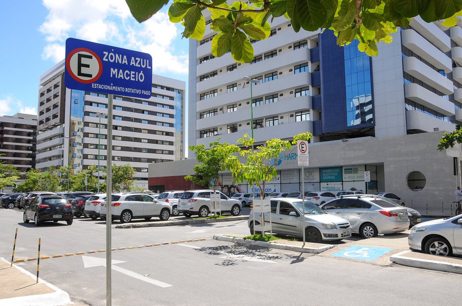 Zona Azul - Harmony Trade Center no Stela Maris Foto:Marco Antônio/Secom Maceió (Foto: Voney Malta) Zona Azul - Harmony Trade Center no Stela Maris Foto:Marco Antônio/Secom Maceió