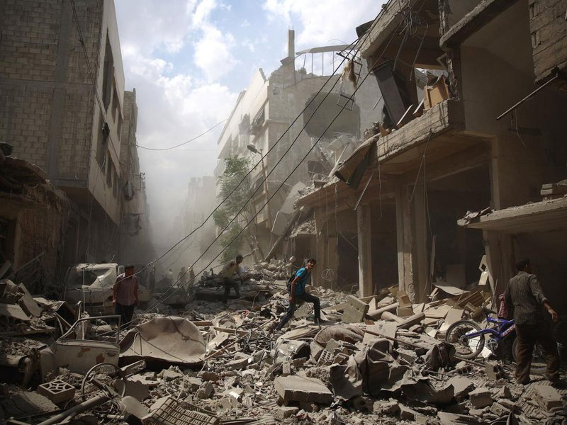 Bombardeio em Raqqa, Síria (Foto: Paulo Emílio) Bombardeio em Raqqa, Síria