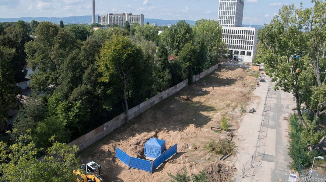 Bomba da 2ª Guerra mundial obriga 60 mil a deixarem suas casas em Frankfurt, Alemanha (Foto: Paulo Emílio) Bomba da 2ª Guerra mundial obriga 60 mil a deixarem suas casas em Frankfurt, Alemanha