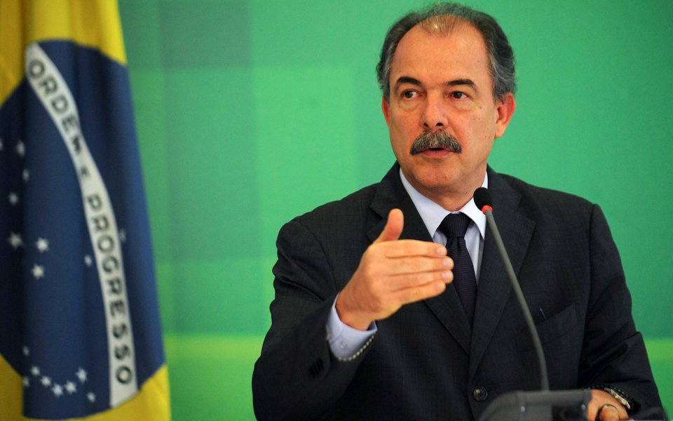 Entrevista coletiva com o ministro da Casa Civil, Aloizio Mercadante, sobre o ajuste fiscal (José Cruz/Agência Brasil) - Assuntos: Brasília, entrevista, Ministro, Casa Civil, Aloizio Mercadante, ajuste, fiscal, Agência Brasil (Foto: Aquiles Lins) Entrevista coletiva com o ministro da Casa Civil, Aloizio Mercadante, sobre o ajuste fiscal (José Cruz/Agência Brasil) - Assuntos: Brasília, entrevista, Ministro, Casa Civil, Aloizio Mercadante, ajuste, fiscal, Agência Brasil
