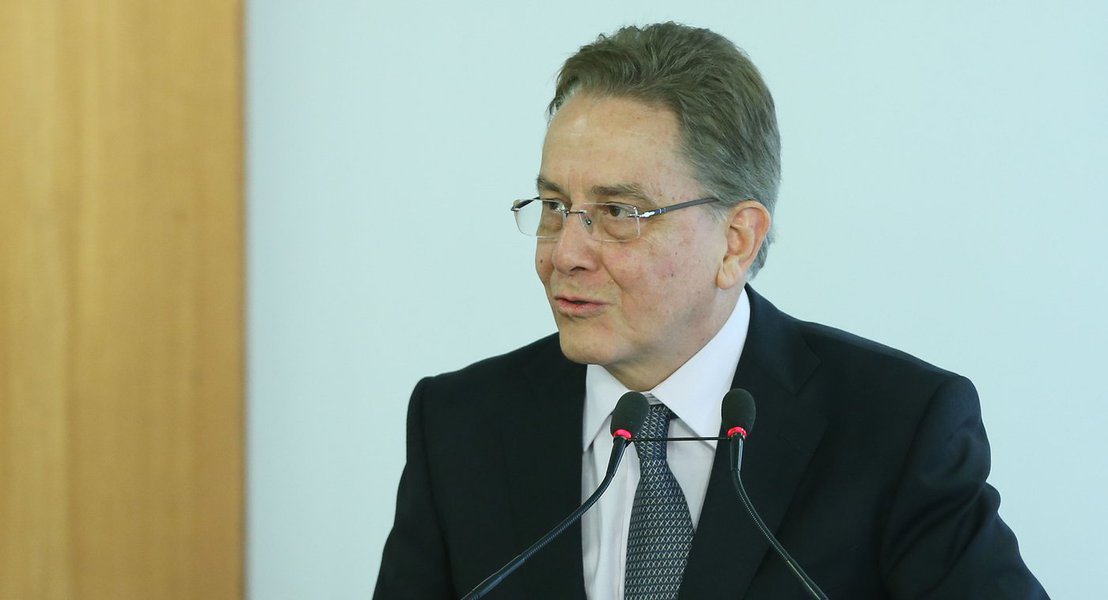 Brasília- DF 22-06-2016 Presidente interino, Michel Temer, durante Cerimônia de posse do novo presidente do Instituto Brasileiro de Geografia e Estatística-IBGE, senhor Paulo Rabello de Castro Foto Lula Marques/Agência PT (Foto: Paulo Emílio) Brasília- DF 22-06-2016 Presidente interino, Michel Temer, durante Cerimônia de posse do novo presidente do Instituto Brasileiro de Geografia e Estatística-IBGE, senhor Paulo Rabello de Castro Foto Lula Marques/Agência PT