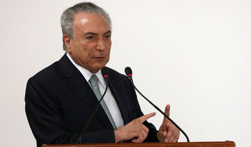 Brasilia - Presidente Michel Temer discursa na solenidade de assinatura de contrato de financiamento com o município do Rio de Janeiro (Valter Campanato/Agência Brasil) (Foto: Paulo Emílio) Brasilia - Presidente Michel Temer discursa na solenidade de assinatura de contrato de financiamento com o município do Rio de Janeiro (Valter Campanato/Agência Brasil)