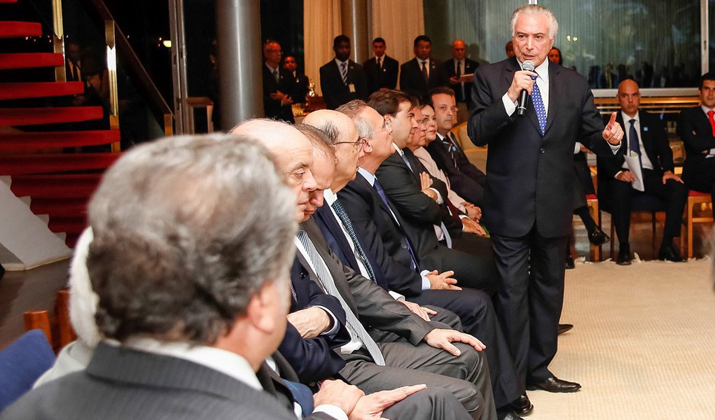 Presidente Michel Temer durante reunião com ministros e líderes da base aliada na câmara dos deputados no Palácio do Alvorada (Brasília - DF 27/09/2016) Foto: Carolina Antunes/PR (Foto: Aquiles Lins) Presidente Michel Temer durante reunião com ministros e líderes da base aliada na câmara dos deputados no Palácio do Alvorada (Brasília - DF 27/09/2016) Foto: Carolina Antunes/PR