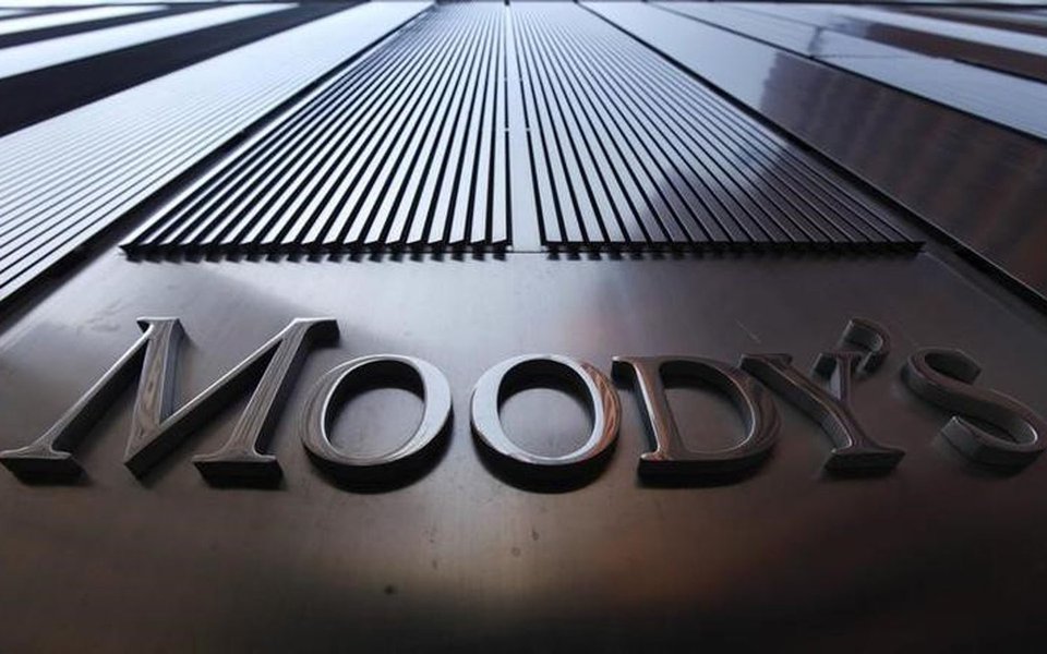 Logo da Moody's no World Trade Center em Nova York 2/8/2011 REUTERS/Mike Segar (Foto: Paulo Emílio) Logo da Moody's no World Trade Center em Nova York 2/8/2011 REUTERS/Mike Segar