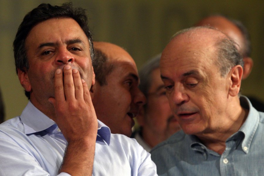 Aécio Neves e José Serra (Foto: Giuliana Miranda) Aécio Neves e José Serra