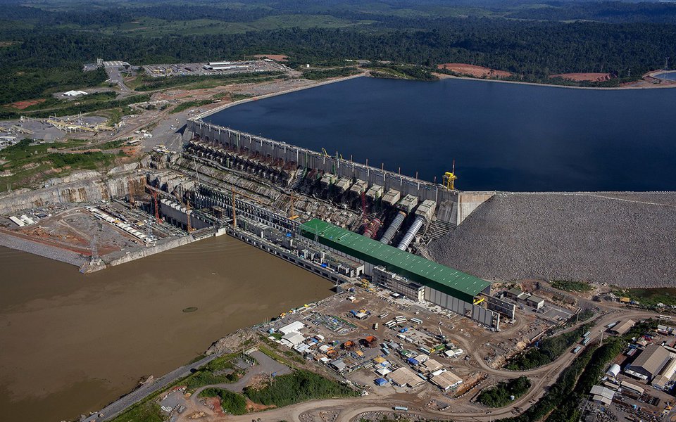 Vista aérea da Usina Hidrelétrica de Belo Monte na área onde estão colocadas 18 turbinas. Foto Marizilda Cruppe. (Foto: Aquiles Lins) Vista aérea da Usina Hidrelétrica de Belo Monte na área onde estão colocadas 18 turbinas. Foto Marizilda Cruppe.