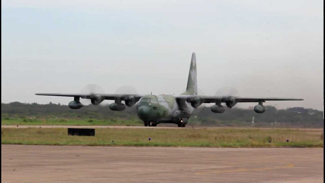 Força Aérea Brasileira, FAB, avião KC-130 Hércules (Foto: Paulo Emílio) Força Aérea Brasileira, FAB, avião KC-130 Hércules