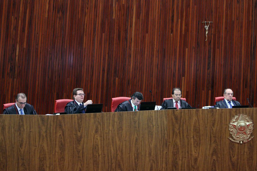 09/06/2017- Brasília- DF, Brasil- Sessão plenária do TSE para julgamento da Aije 194358. Foto: Roberto Jayme/Ascom/TSE (Foto: Vinícius Madureira) 09/06/2017- Brasília- DF, Brasil- Sessão plenária do TSE para julgamento da Aije 194358. Foto: Roberto Jayme/Ascom/TSE