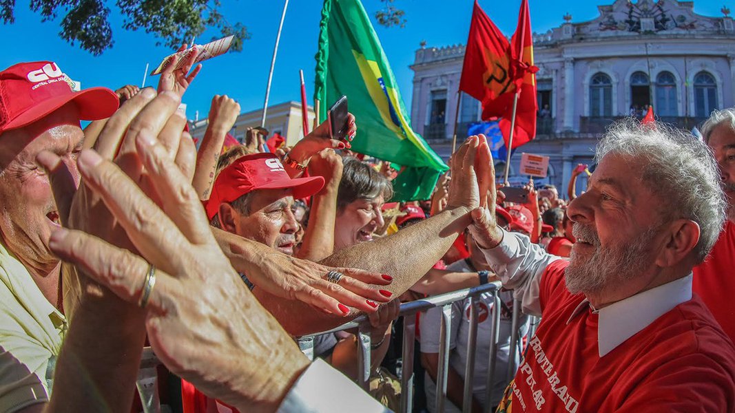 29/4/2017- Rio Grande do Sul, Brasil- O ex-presidente Luiz Inácio Lula da Silva participa de ato em defesa do polo naval. Foto: Ricardo Stuckert (Foto: Ricardo Stuckert) 29/4/2017- Rio Grande do Sul, Brasil- O ex-presidente Luiz Inácio Lula da Silva participa de ato em defesa do polo naval. Foto: Ricardo Stuckert