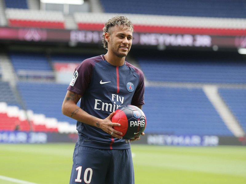 jogador Neymar com camisa do Paris Saint Germain (Foto: Charles Nisz) jogador Neymar com camisa do Paris Saint Germain