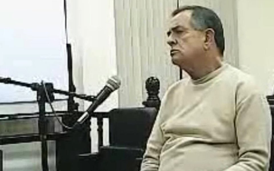 LAVA1 - CIDADES - Tenente-coronel Jos� Afonso Adriano da Silva presta depoimento no Tribunal de Justi�a Militar em maio deste ano no processo que investiga desvios na Pol�cia Militar de S�o Paulo. Foto: TRIBUNAL DE JUSTICA MILITAR (Foto: Paulo Emílio) LAVA1 - CIDADES - Tenente-coronel Jos� Afonso Adriano da Silva presta depoimento no Tribunal de Justi�a Militar em maio deste ano no processo que investiga desvios na Pol�cia Militar de S�o Paulo. Foto: TRIBUNAL DE JUSTICA MILITAR