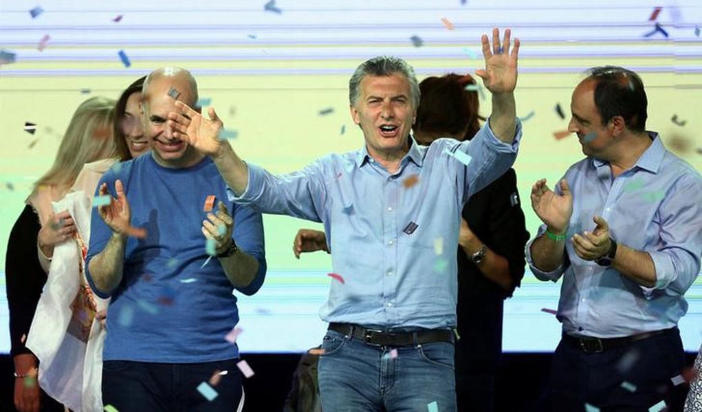 Presidente da Argentina, Mauricio Macri, comemora resultado de eleição parlamentar em sede da campanha, em Buenos Aires 22/10/2017 REUTERS/Marcos Brindicci (Foto: Paulo Emílio) Presidente da Argentina, Mauricio Macri, comemora resultado de eleição parlamentar em sede da campanha, em Buenos Aires 22/10/2017 REUTERS/Marcos Brindicci