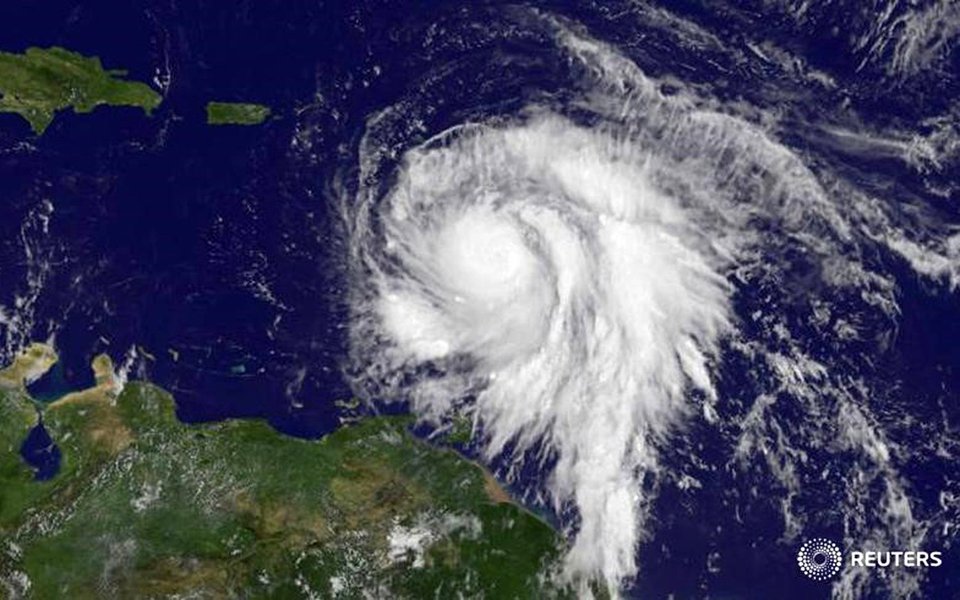 Imagem de satélite do furacão Maria ao leste das Ilhas Leeward 18/09/2017 Cortesia da NASA/Projeto NOAA GOES/Divulgação via REUTERS (Foto: Charles Nisz) Imagem de satélite do furacão Maria ao leste das Ilhas Leeward 18/09/2017 Cortesia da NASA/Projeto NOAA GOES/Divulgação via REUTERS