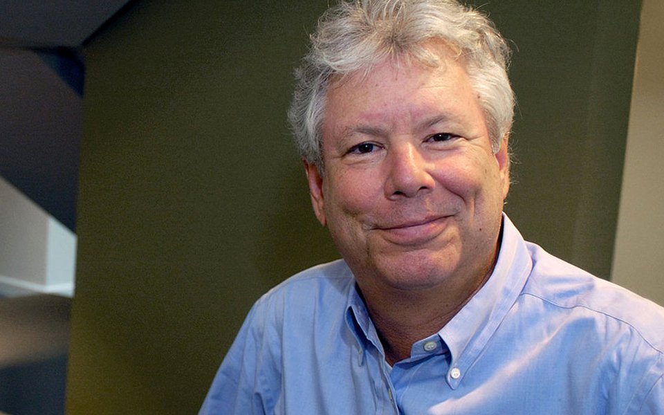 Economista norte-americano Richard Thaler, vencedor do prêmio Nobel de Economia de 2017, posa para foto 09/10/2017 University of Chicago Booth School of Business/Divulgação via REUTERS (Foto: Paulo Emílio) Economista norte-americano Richard Thaler, vencedor do prêmio Nobel de Economia de 2017, posa para foto 09/10/2017 University of Chicago Booth School of Business/Divulgação via REUTERS