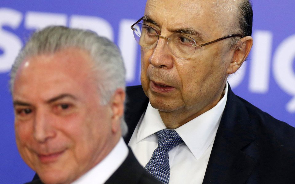 Temer e Meirelles durante cerimônia em Brasília 10/8/2017 REUTERS/Adriano Machado (Foto: Aquiles Lins) Temer e Meirelles durante cerimônia em Brasília 10/8/2017 REUTERS/Adriano Machado