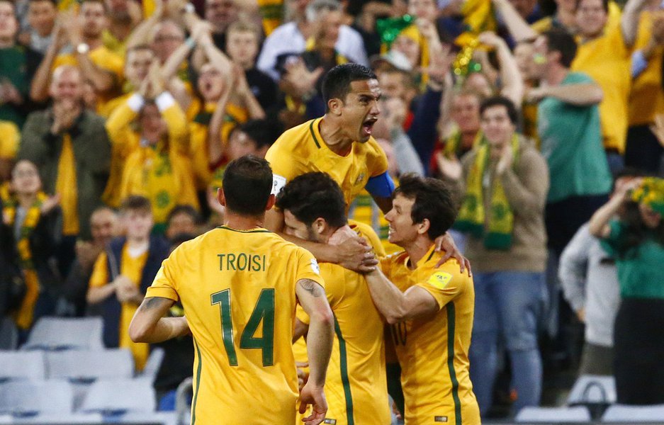 Tim Cahill, da Austrália, comemora gol com time, durante partida contra a Síria, em Sydney 10/10/2017 REUTERS/David Gray (Foto: Gisele Federicce) Tim Cahill, da Austrália, comemora gol com time, durante partida contra a Síria, em Sydney 10/10/2017 REUTERS/David Gray