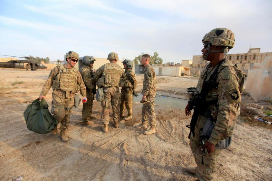 U.S army soldiers arrive at a military base in the Makhmour area near Mosul during an operation to attack Islamic State militants in Mosul, Iraq, October 18, 2016. REUTERS/Alaa Al-Marjani (Foto: Giuliana Miranda) U.S army soldiers arrive at a military base in the Makhmour area near Mosul during an operation to attack Islamic State militants in Mosul, Iraq, October 18, 2016. REUTERS/Alaa Al-Marjani