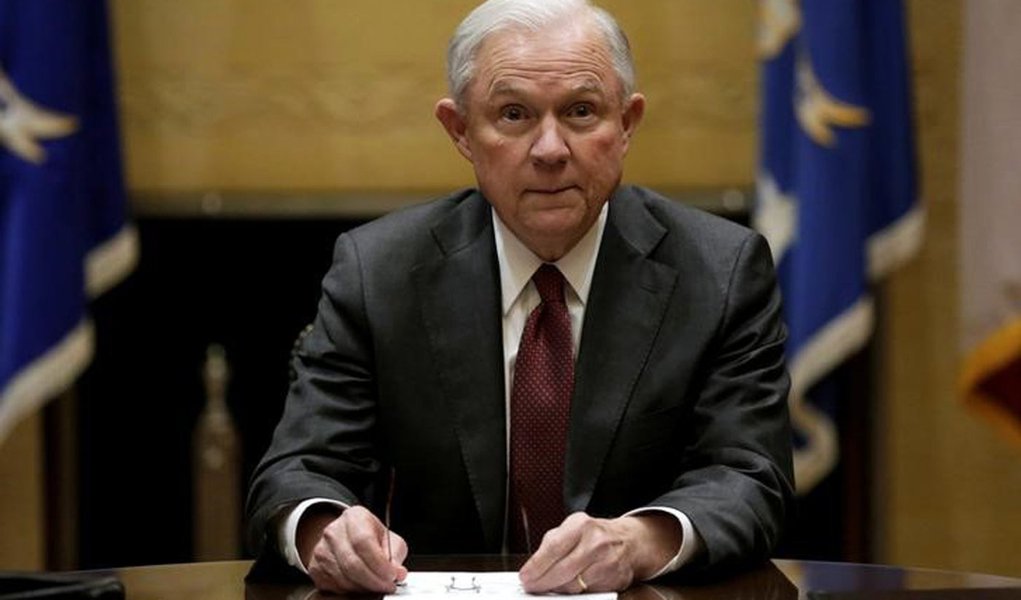 Jeff Sessions durante reunião em Washington. 9/2/2017. REUTERS/Yuri Gripas (Foto: Paulo Emílio) Jeff Sessions durante reunião em Washington. 9/2/2017. REUTERS/Yuri Gripas
