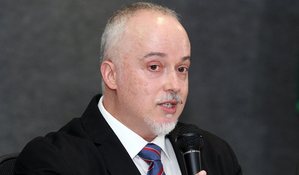 procurador Carlos Fernando dos Santos Lima (Foto: Aquiles Lins) procurador Carlos Fernando dos Santos Lima