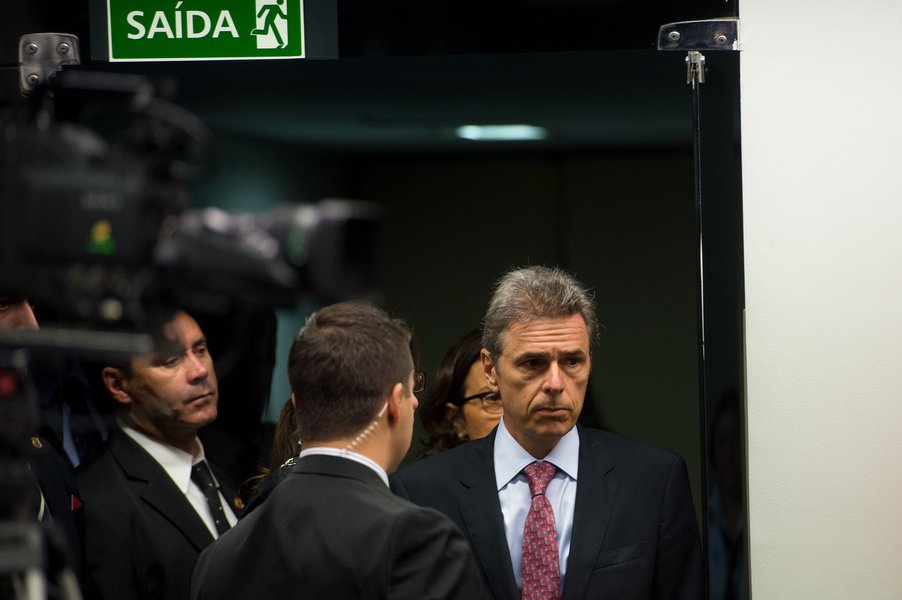 Dario Queiroz Galvão Filho, presidente da Galvão Engenharia, comparece à Comissão Parlamentar de Inquérito (CPI) da Petrobras, mas permanece em silêncio e é dispensado ( Marcelo Camargo/Agência Brasil) ( Marcelo Camargo/Agência Brasil) (Foto: Leonardo Attuch) Dario Queiroz Galvão Filho, presidente da Galvão Engenharia, comparece à Comissão Parlamentar de Inquérito (CPI) da Petrobras, mas permanece em silêncio e é dispensado ( Marcelo Camargo/Agência Brasil) ( Marcelo Camargo/Agência Brasil)
