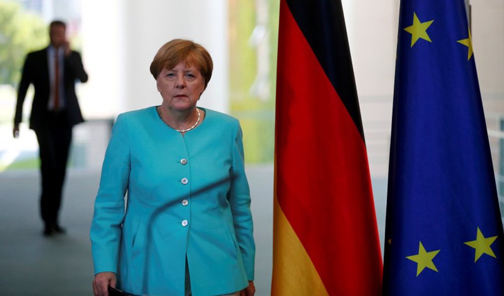 Chanceler alemã, Angela Merkel, durante evento em Berlim. 24/06/2016 REUTERS/Hannibal Hanschke (Foto: Gisele Federicce) Chanceler alemã, Angela Merkel, durante evento em Berlim. 24/06/2016 REUTERS/Hannibal Hanschke