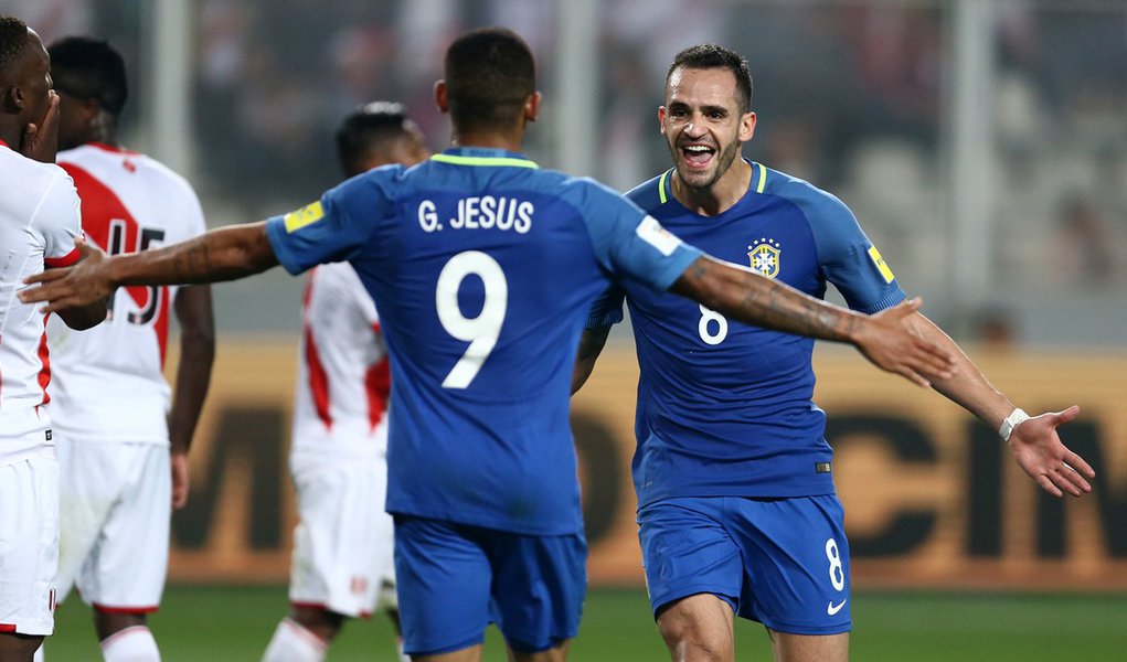 Peru x Brasil no Estádio Nacional de Lima - Lucas Figueiredo/CBF (Foto: Giuliana Miranda) Peru x Brasil no Estádio Nacional de Lima - Lucas Figueiredo/CBF