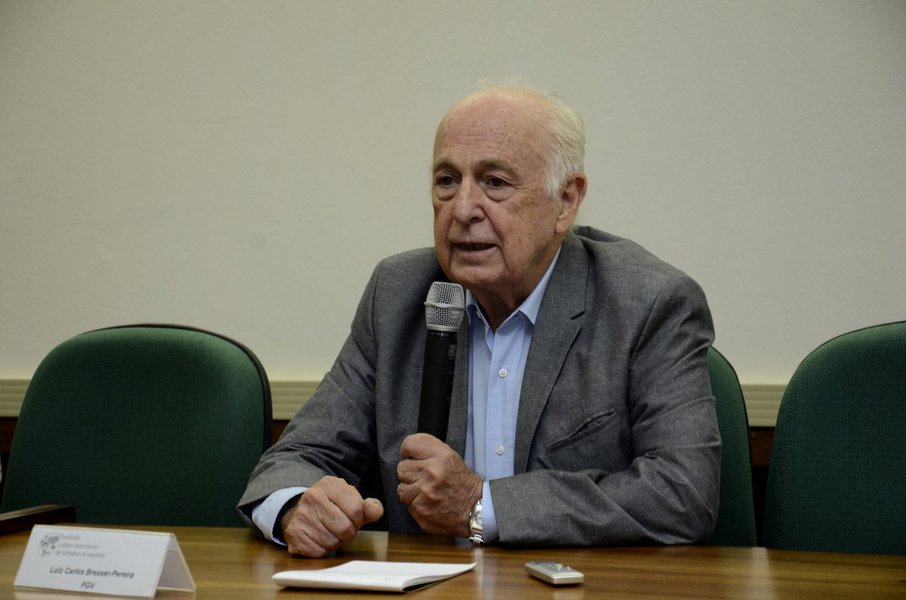 Luiz Carlos Bresser-Pereira (Foto: Gisele Federicce) Luiz Carlos Bresser-Pereira
