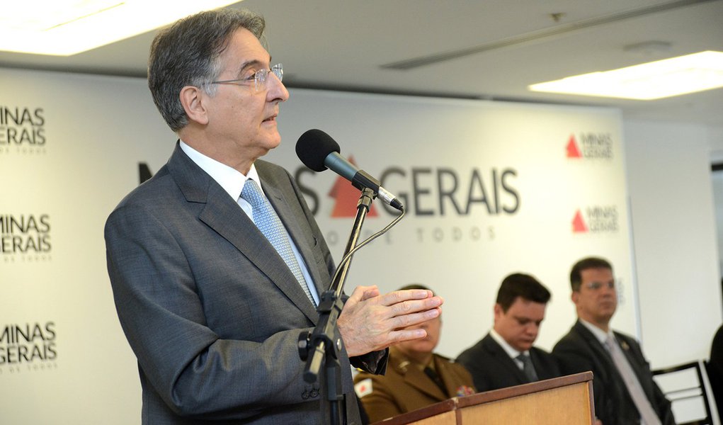 26-09-2016 Governador Fernando Pimentel entrega viaturas da POlicia Civil. Palácio Tiradentes. Foto: Veronica Manevy/Imprensa MG (Foto: Leonardo Lucena) 26-09-2016 Governador Fernando Pimentel entrega viaturas da POlicia Civil. Palácio Tiradentes. Foto: Veronica Manevy/Imprensa MG
