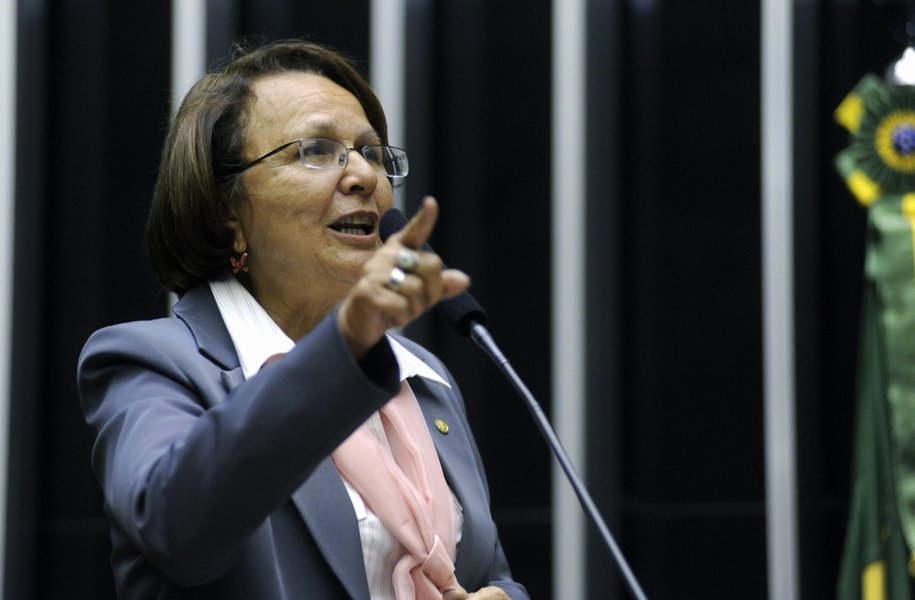 Plen�rio Ulysses Guimar�es Sess�o Solene em homenagem ao vice-presidente da Rep�blica Jos� de Alencar Dep. jo Moraes Foto: Janine Moraes 27.04.2010 (Foto: Leonardo Attuch) Plen�rio Ulysses Guimar�es Sess�o Solene em homenagem ao vice-presidente da Rep�blica Jos� de Alencar Dep. jo Moraes Foto: Janine Moraes 27.04.2010