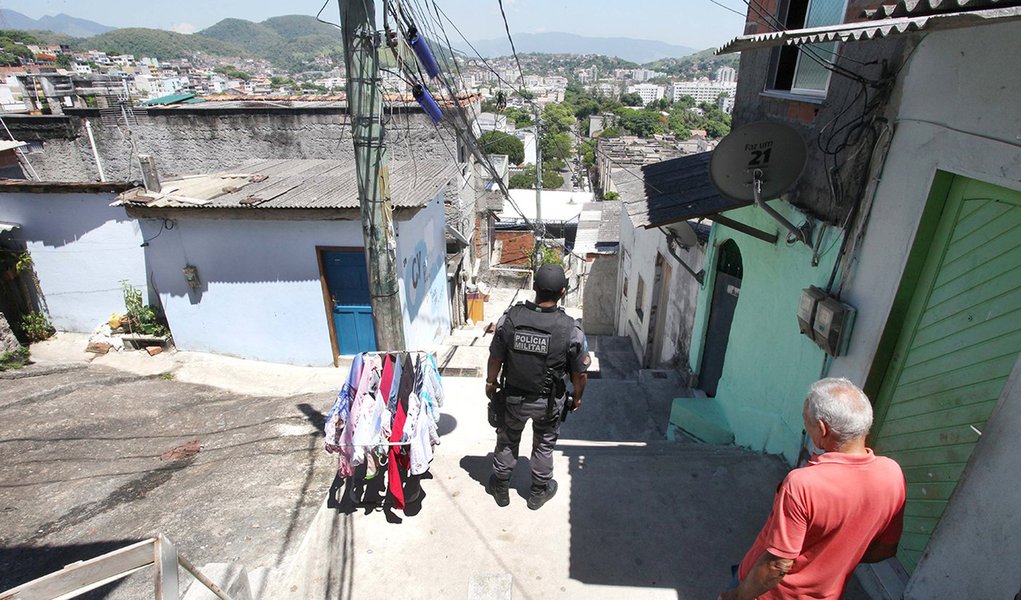 Início das operações da Companhia Destacada da Praça Seca. Morro São José Operário. (Foto: Leonardo Lucena) Início das operações da Companhia Destacada da Praça Seca. Morro São José Operário.