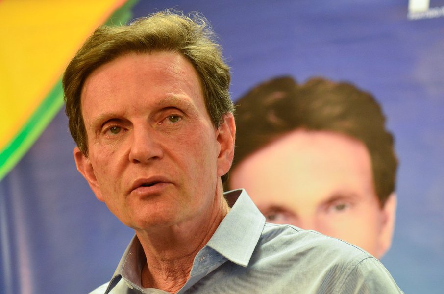 O candidato ao cargo de governador do Rio de Janeiro,Marcelo Crivella (PRB), concede entrevista (Fernando Frazão/Agência Brasil) (Foto: Giuliana Miranda) O candidato ao cargo de governador do Rio de Janeiro,Marcelo Crivella (PRB), concede entrevista (Fernando Frazão/Agência Brasil)