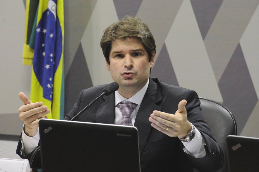 Henrique de Almeida Ávila foi aprovado por senadores para a CNJ (Foto: Giuliana Miranda) Henrique de Almeida Ávila foi aprovado por senadores para a CNJ