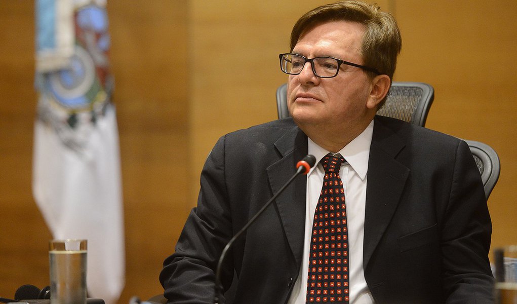 Rio de Janeiro - O Ministro do Superior Tribunal de Justiça Herman Benjamin durante o 1º Congresso Mundial de Direito Ambiental, no Tribunal de Justiça do Estado do Rio de Janeiro (TJRJ) (Fernando Frazão/Agência Brasil) (Foto: Aquiles Lins) Rio de Janeiro - O Ministro do Superior Tribunal de Justiça Herman Benjamin durante o 1º Congresso Mundial de Direito Ambiental, no Tribunal de Justiça do Estado do Rio de Janeiro (TJRJ) (Fernando Frazão/Agência Brasil)