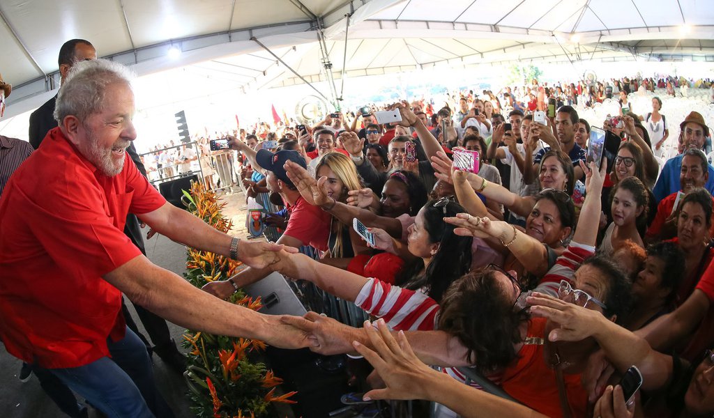Juazeiro- BA- Brasil- 11/07/2016- O ex-presidente Luiz Inácio Lula da Silva participou nesta segunda-feria (11) do Bahia Mais Forte, organizado pelo governo baiano na cidade de Juazeiro (Foto: Leonardo Attuch) Juazeiro- BA- Brasil- 11/07/2016- O ex-presidente Luiz Inácio Lula da Silva participou nesta segunda-feria (11) do Bahia Mais Forte, organizado pelo governo baiano na cidade de Juazeiro